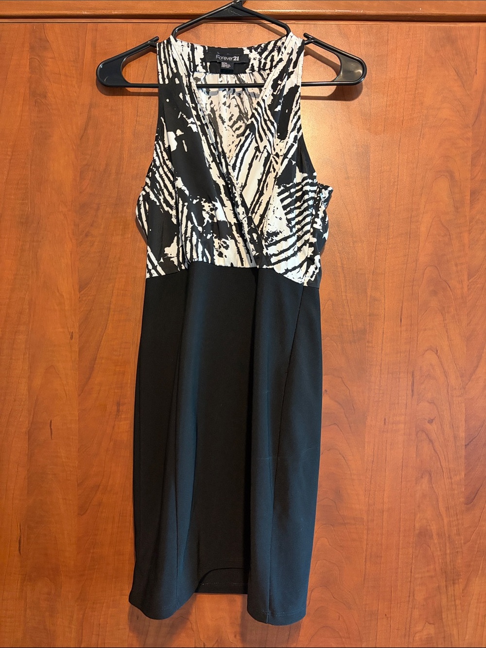 Forever 21 Black and White Sleeveless Wrap-Style Midi Dress